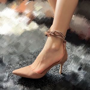 Nine West nude heels size 7.5